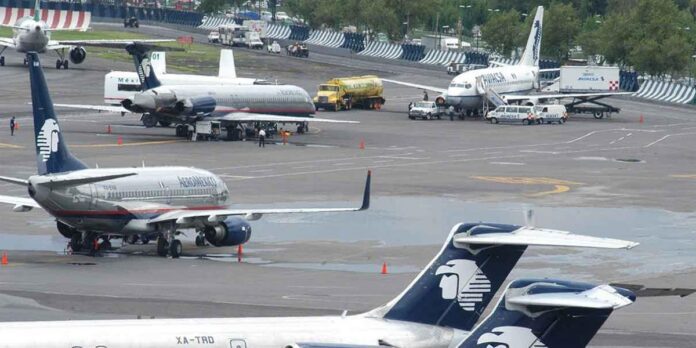 Federación de pilotos advierte sobre riesgos por 2 aeropuertos de México